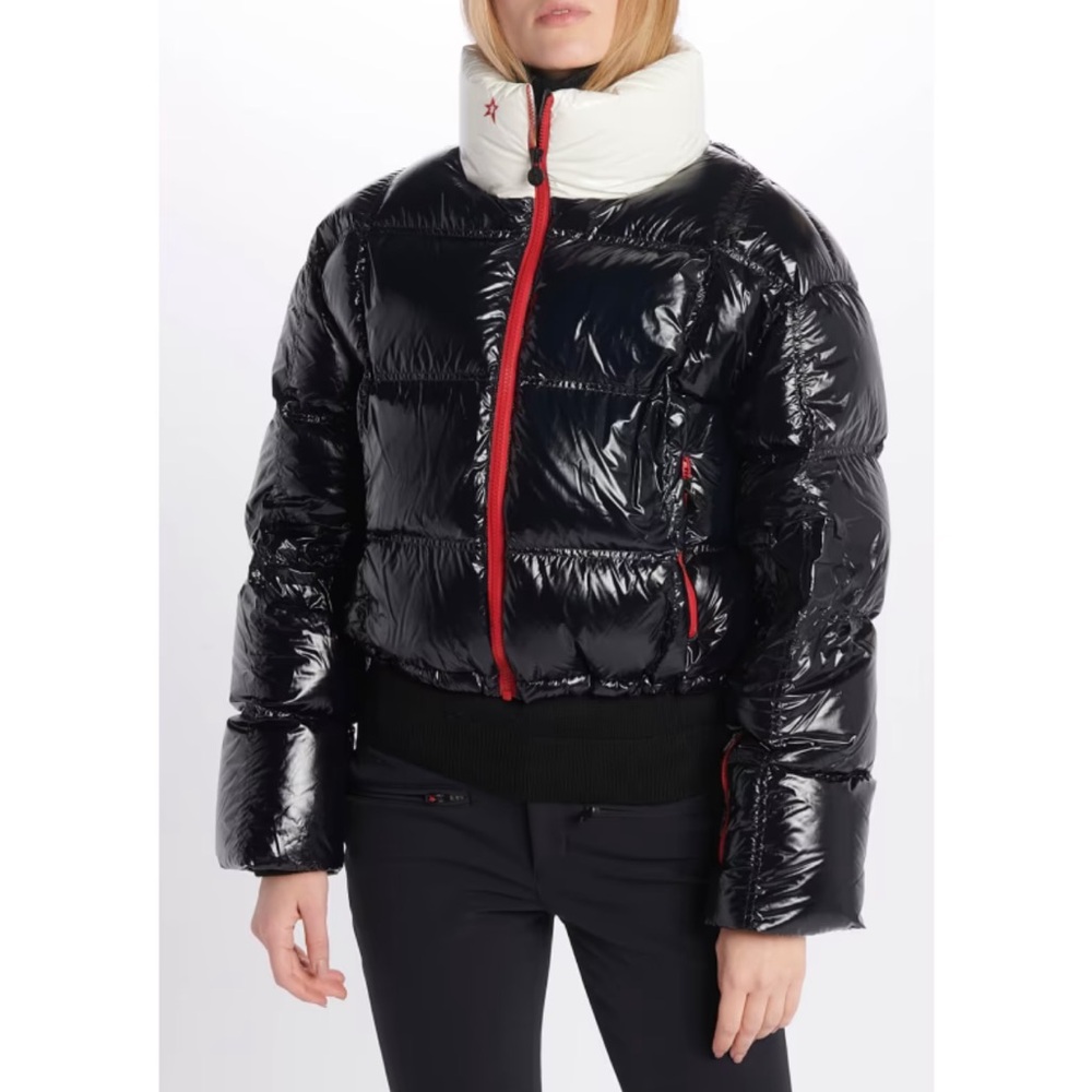 Perfect moment Nevada duvet jacket in black